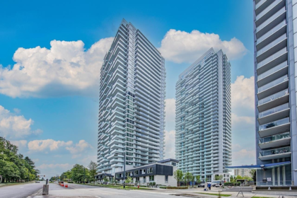 2107 13778 100 Avenue, Surrey, BC, Surrey — Apartment/Condo for sale