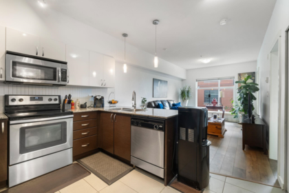 322 13728 108 Avenue, Surrey, BC, Whalley — 1 bed apartment/condo for sale