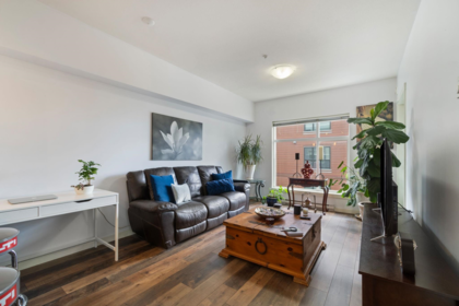 Living Room Photo of 322 13728 108 Avenue, Surrey, BC
