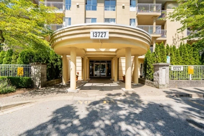 Garden / Landscaping Photo of 313 13727 74 Avenue, Surrey, BC