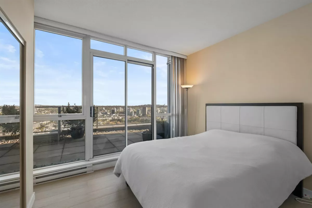 Powder Room Photo of 4201 1408 Strathmore Mews, Vancouver, BC