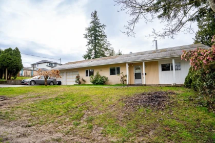 Living Room Photo of 11397 141a Street, Surrey, BC