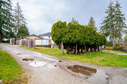 Outdoor Kitchen Photo of 11397 141a Street, Surrey, BC