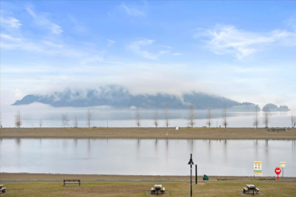 209 378 Esplanade Avenue, Harrison Hot Springs, BC, Harrison Hot Springs — Apartment/Condo for sale