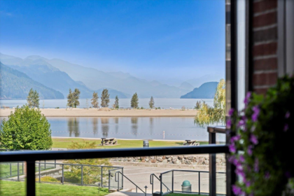 Mudroom Photo of 209 378 Esplanade Avenue, Harrison Hot Springs, BC