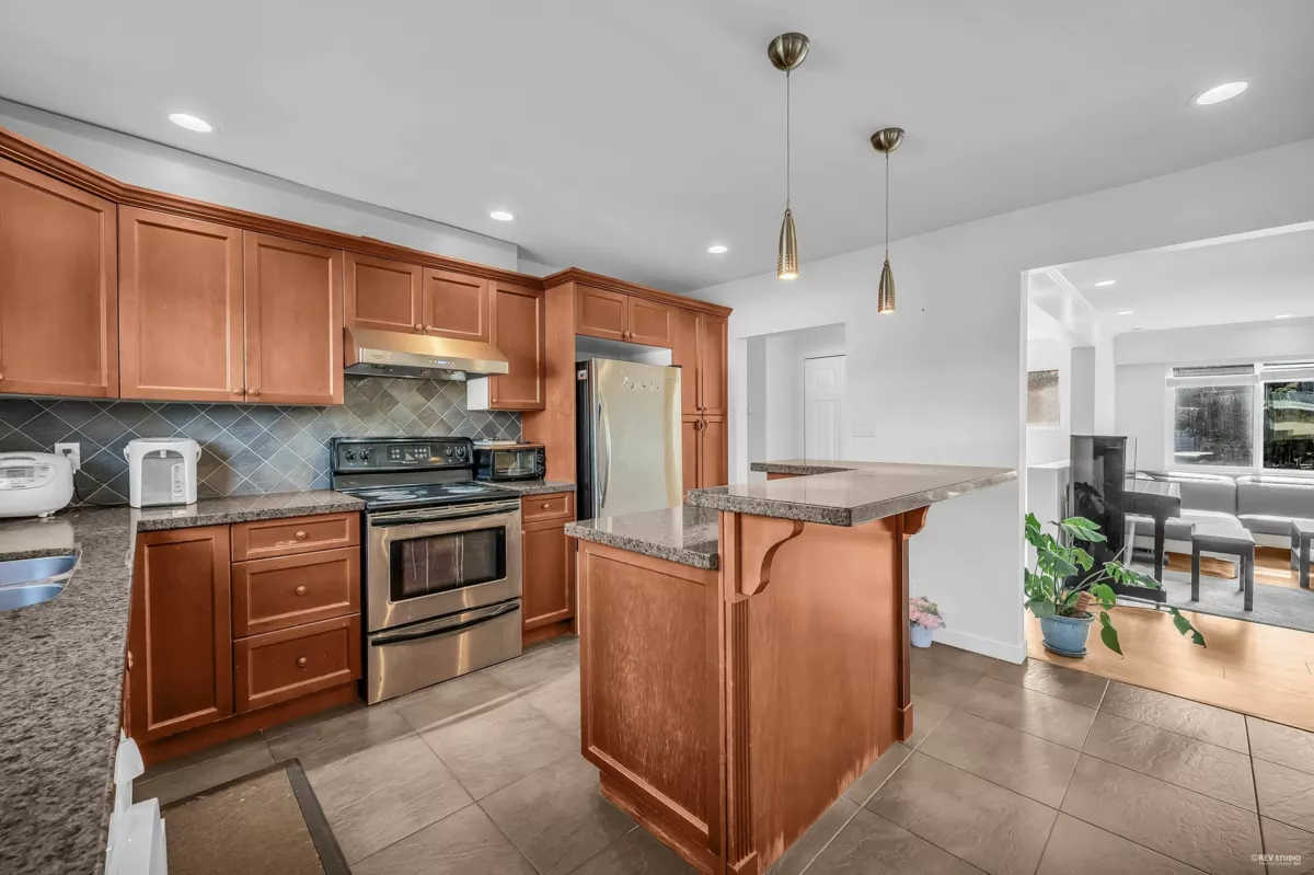 Bedroom 3 Photo of 818 Seymour Drive, Coquitlam, BC