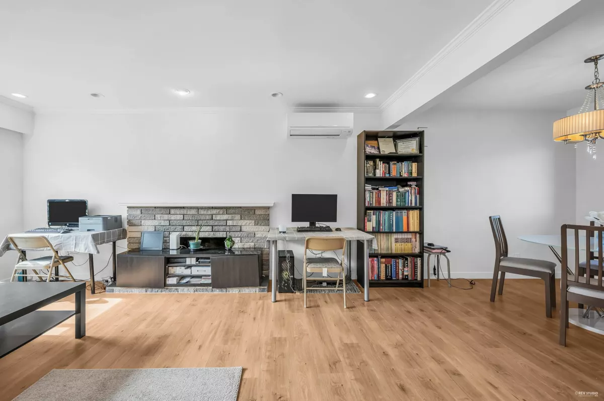 Family Room Photo of 818 Seymour Drive, Coquitlam, BC