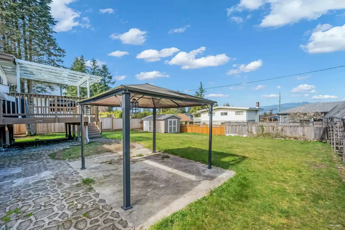 Mudroom Photo of 818 Seymour Drive, Coquitlam, BC