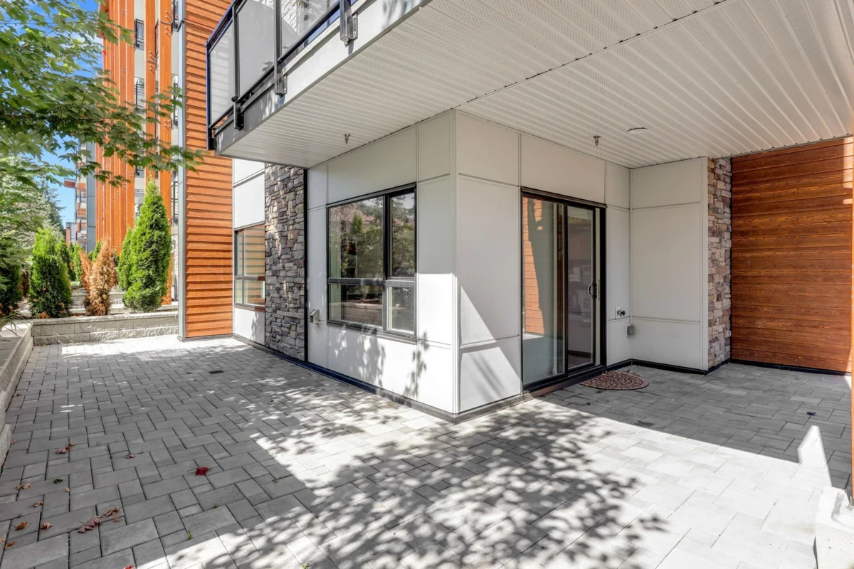 Entry Foyer Photo of 113 6960 Nicholson Street, Delta, BC