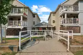 101 1615 Frances Street, Vancouver, BC