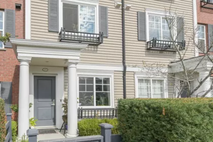 17 7238 189 Street, Surrey, BC, Surrey — Townhouse for sale