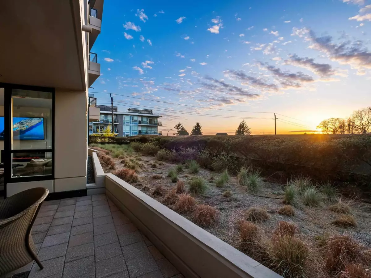 Office / Den Photo of 308 160 W 3rd Street, North Vancouver, BC