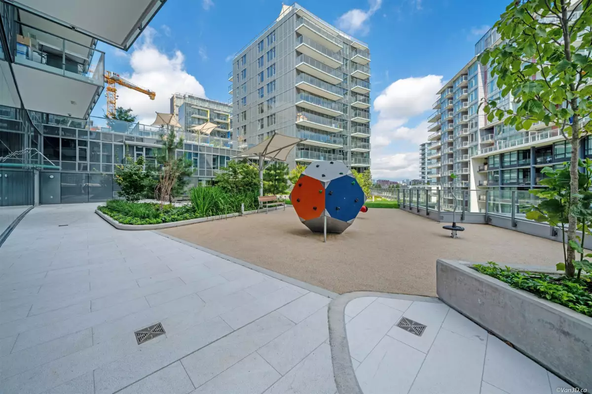 Laundry Room Photo of TH-03 8555 Capstan Way, Richmond, BC
