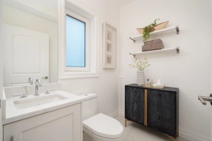 Kitchen Photo of 2523 W 8th Avenue, Vancouver, BC