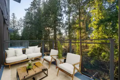202 2325 Emery Court, North Vancouver, BC, North Vancouver — Apartment/Condo for sale