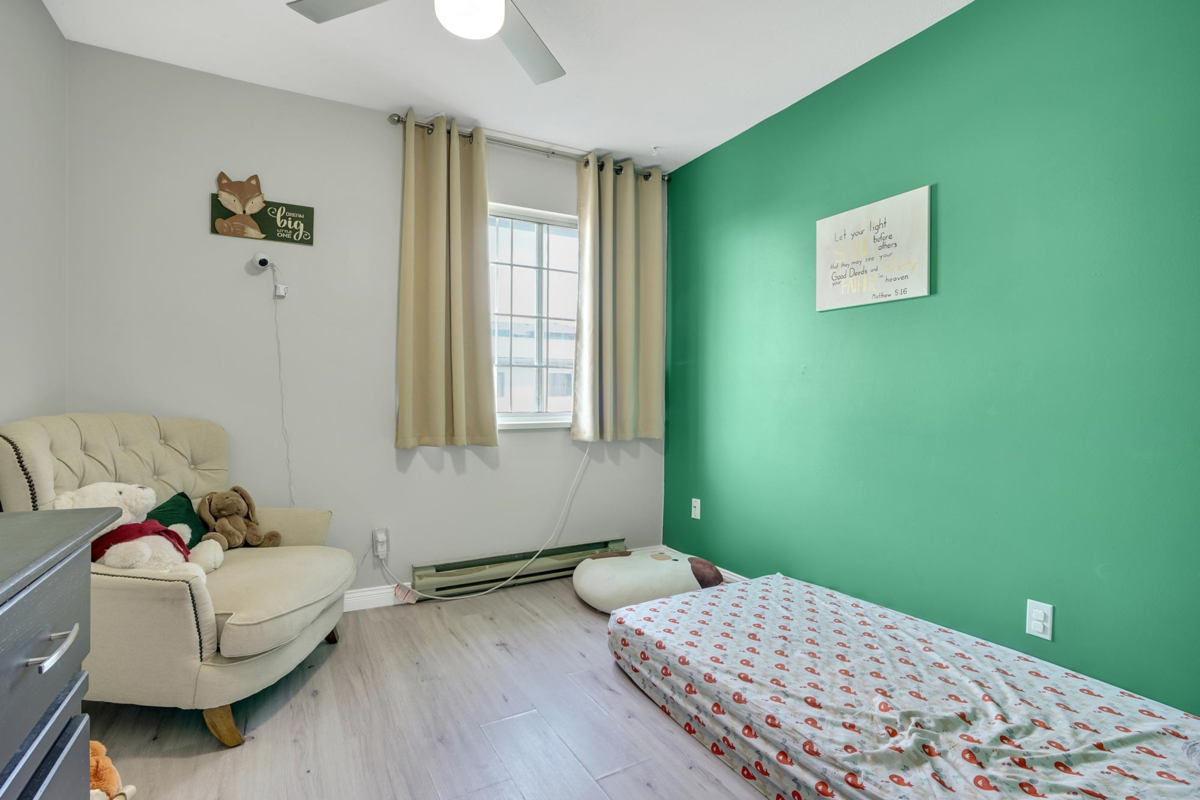 Basement Recreation Room Photo of 11 46384 Yale Road, Chilliwack, BC