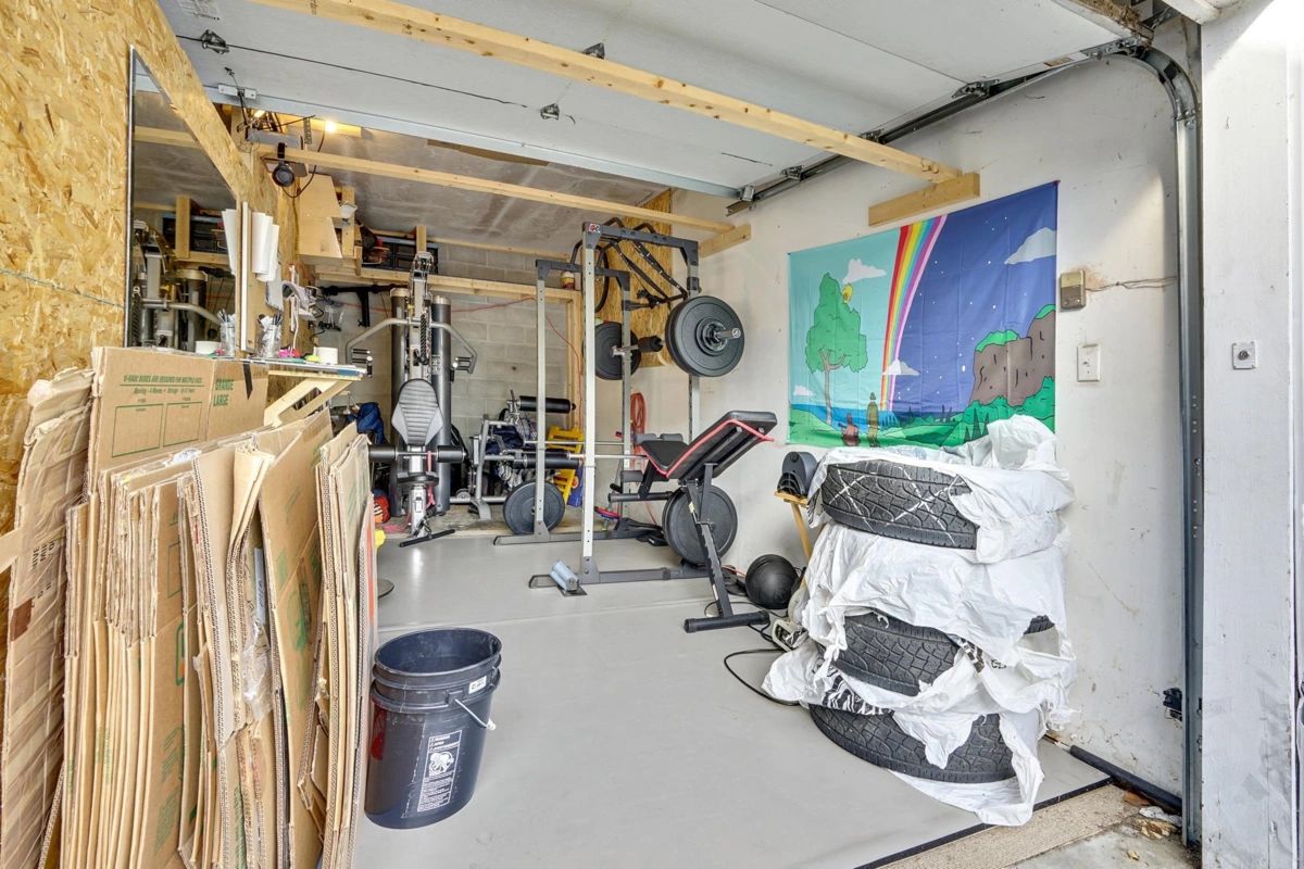 Staircase Photo of 11 46384 Yale Road, Chilliwack, BC