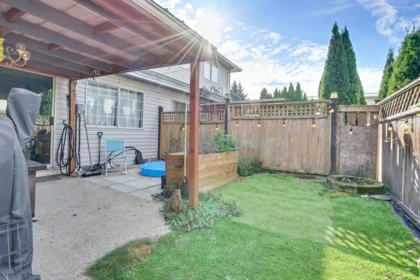 11 46384 Yale Road, Chilliwack, BC, Chilliwack — Townhouse for sale
