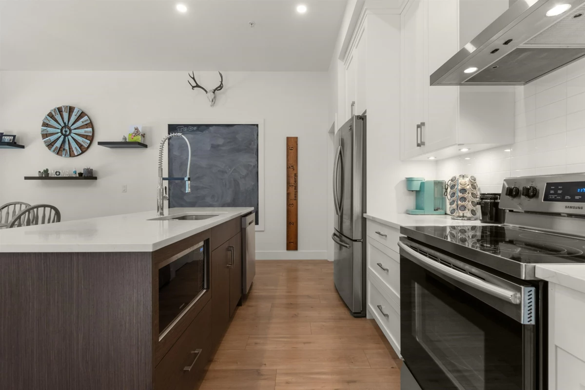 Primary Bedroom Photo of A 7097 Tahoma Place, Chilliwack, BC