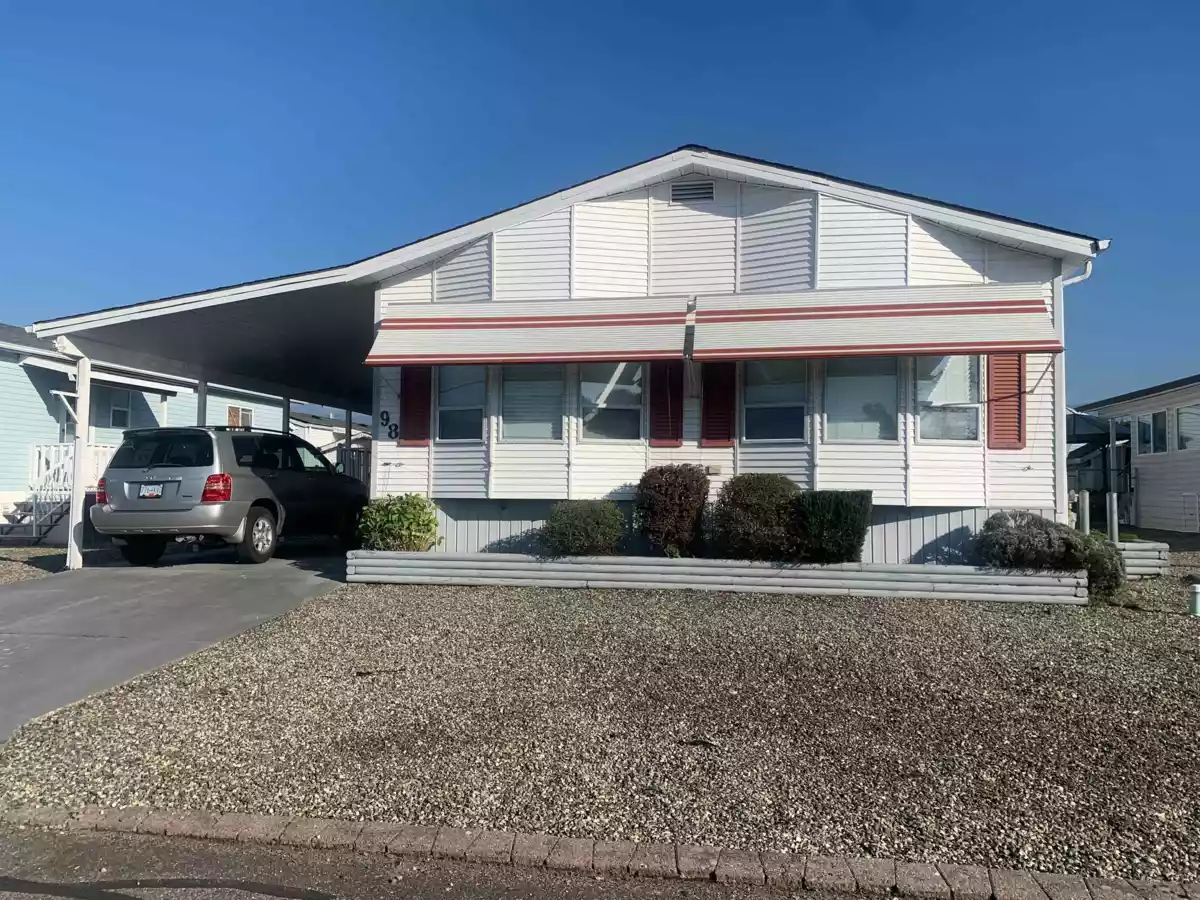 Exterior Front Photo of 98 9055 Ashwell Road, Chilliwack, BC