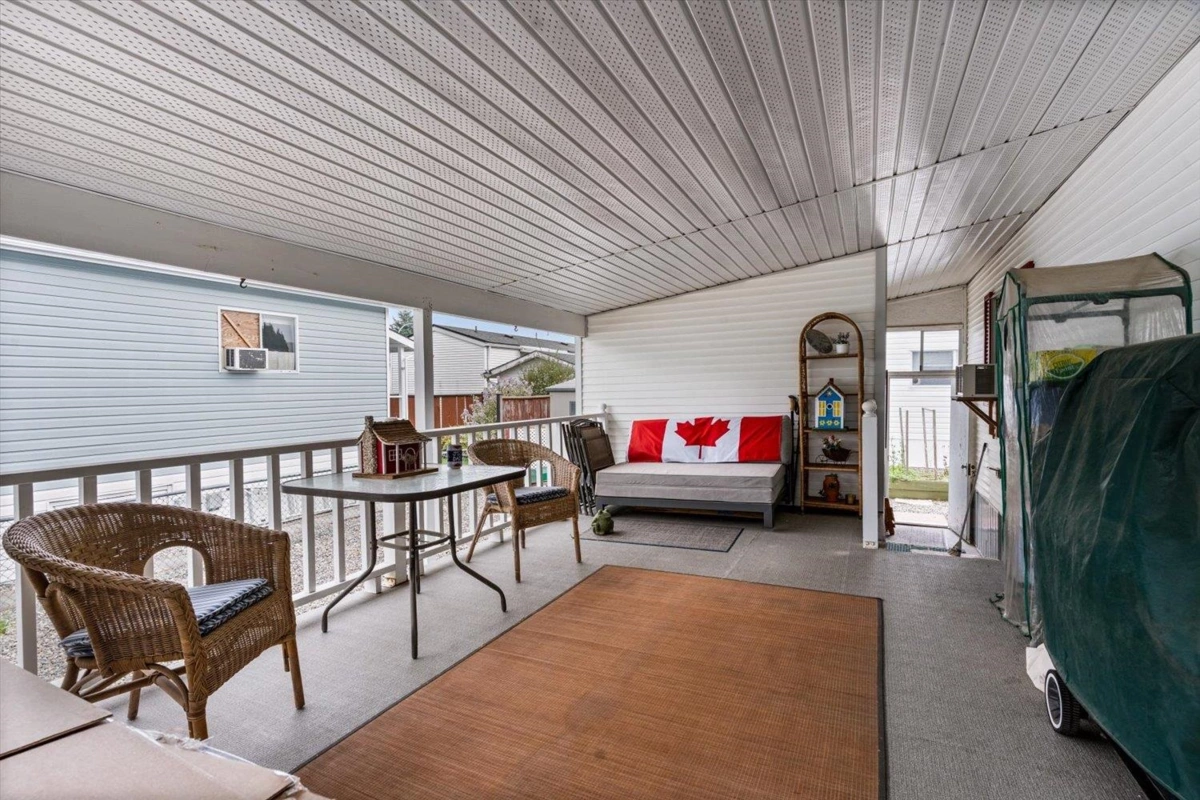 Family Room Photo of 98 9055 Ashwell Road, Chilliwack, BC