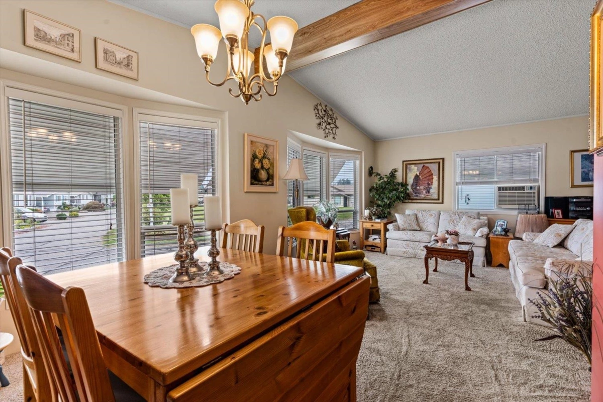 Walk-In Closet Photo of 98 9055 Ashwell Road, Chilliwack, BC