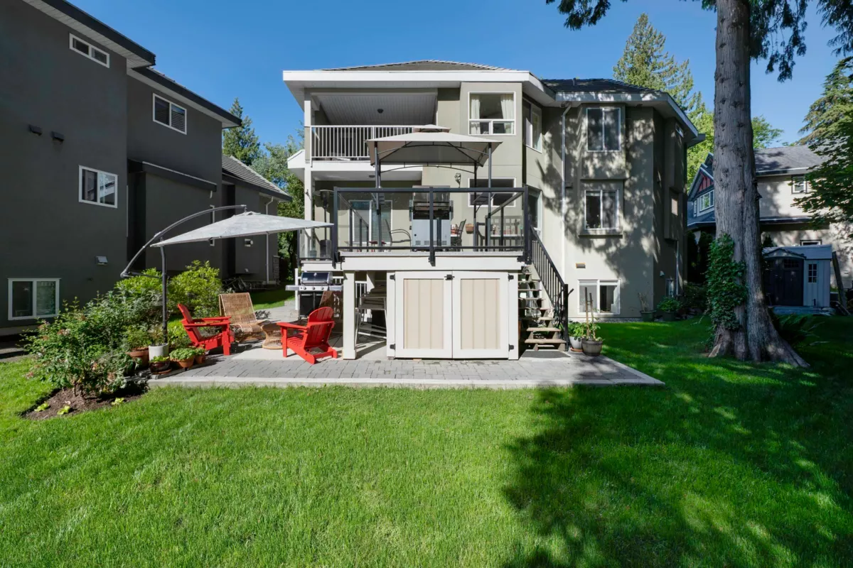 Dining Area Photo of 10172 159 Street, Surrey, BC