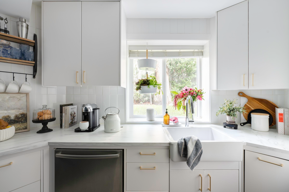 Front Yard Photo of 10172 159 Street, Surrey, BC