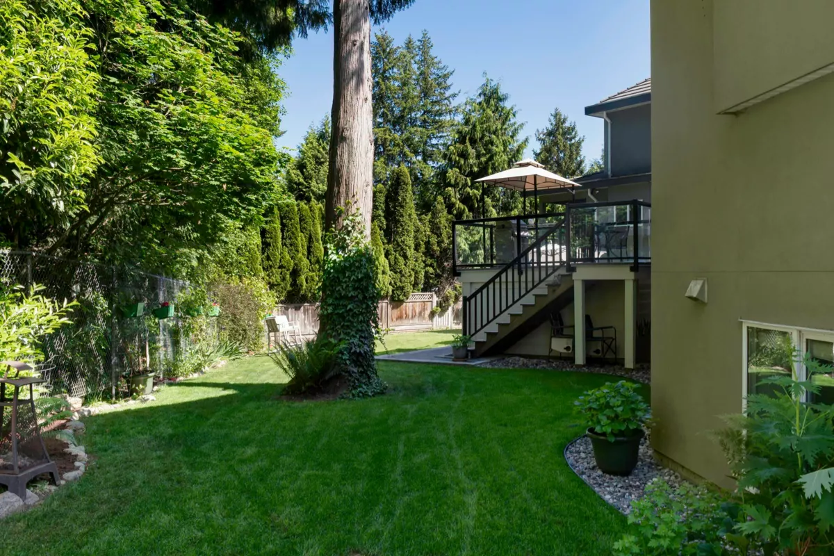 Living Room Photo of 10172 159 Street, Surrey, BC