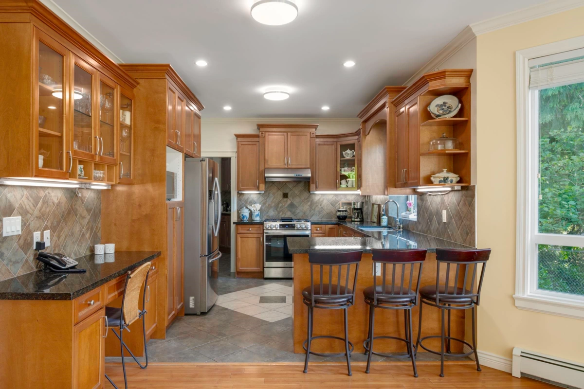 Primary Bathroom Photo of 10172 159 Street, Surrey, BC
