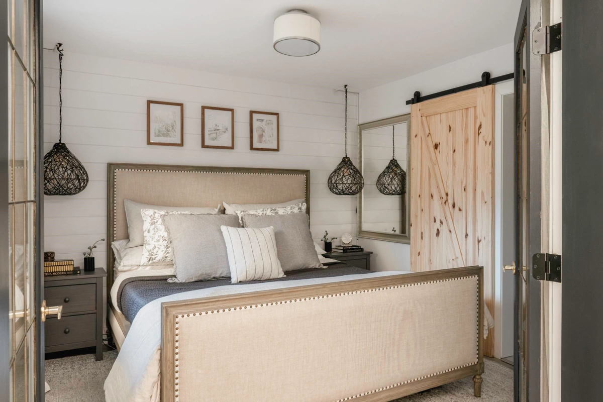 Swimming Pool Photo of 10172 159 Street, Surrey, BC