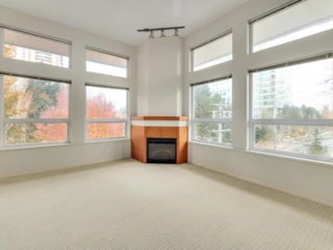 410 6888 Southpoint Drive, Burnaby, BC, Burnaby — Apartment/Condo for sale