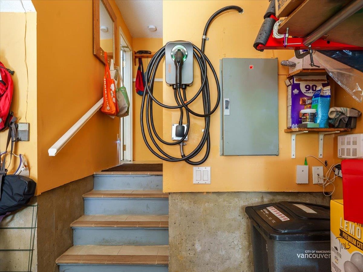 Backyard Photo of 5 3588 Whitney Place, Vancouver, BC