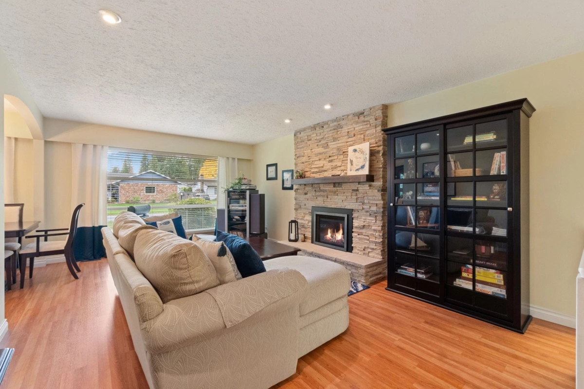 Bedroom 4 Photo of 20193 43a Avenue, Langley, BC