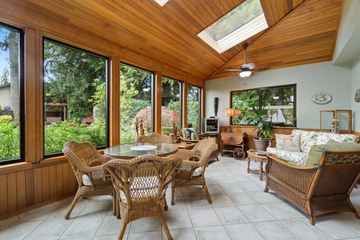 Primary Bedroom Photo of 20193 43a Avenue, Langley, BC