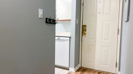 Primary Bathroom Photo of 213 1195 Pipeline Road, Coquitlam, BC