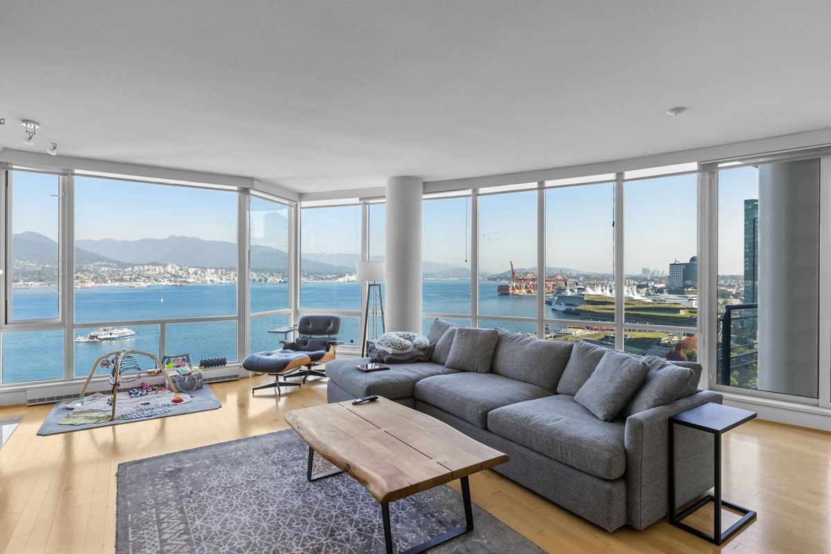 Guest Bathroom Photo of 2302 323 Jervis Street, Vancouver, BC