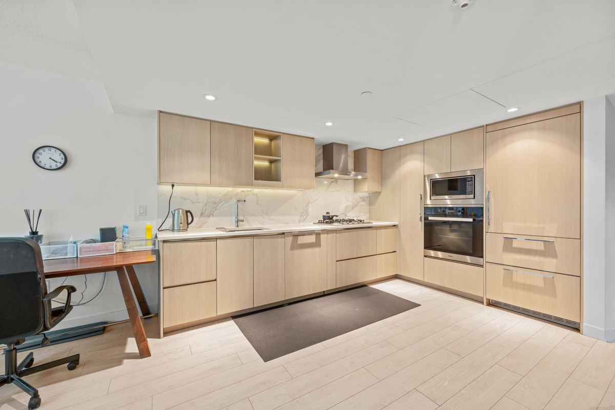 Bedroom 3 Photo of 382 8608 Hazelbridge Way, Richmond, BC