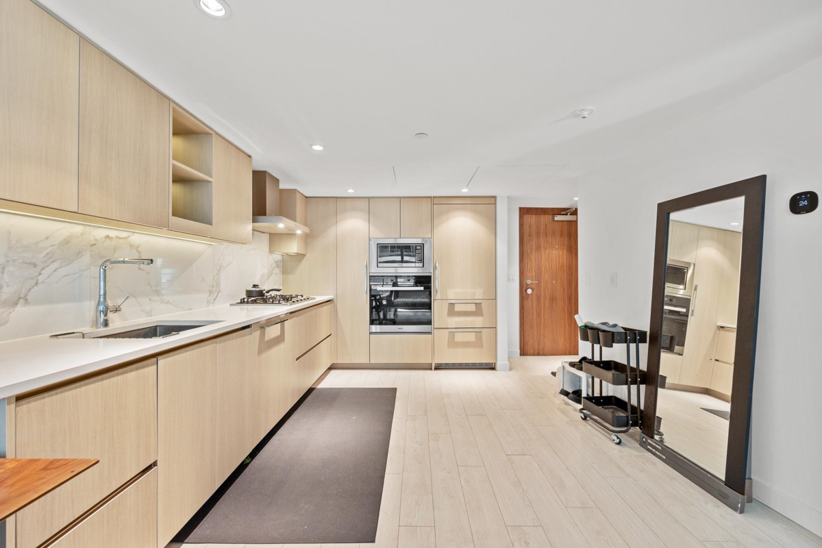 Bedroom 4 Photo of 382 8608 Hazelbridge Way, Richmond, BC