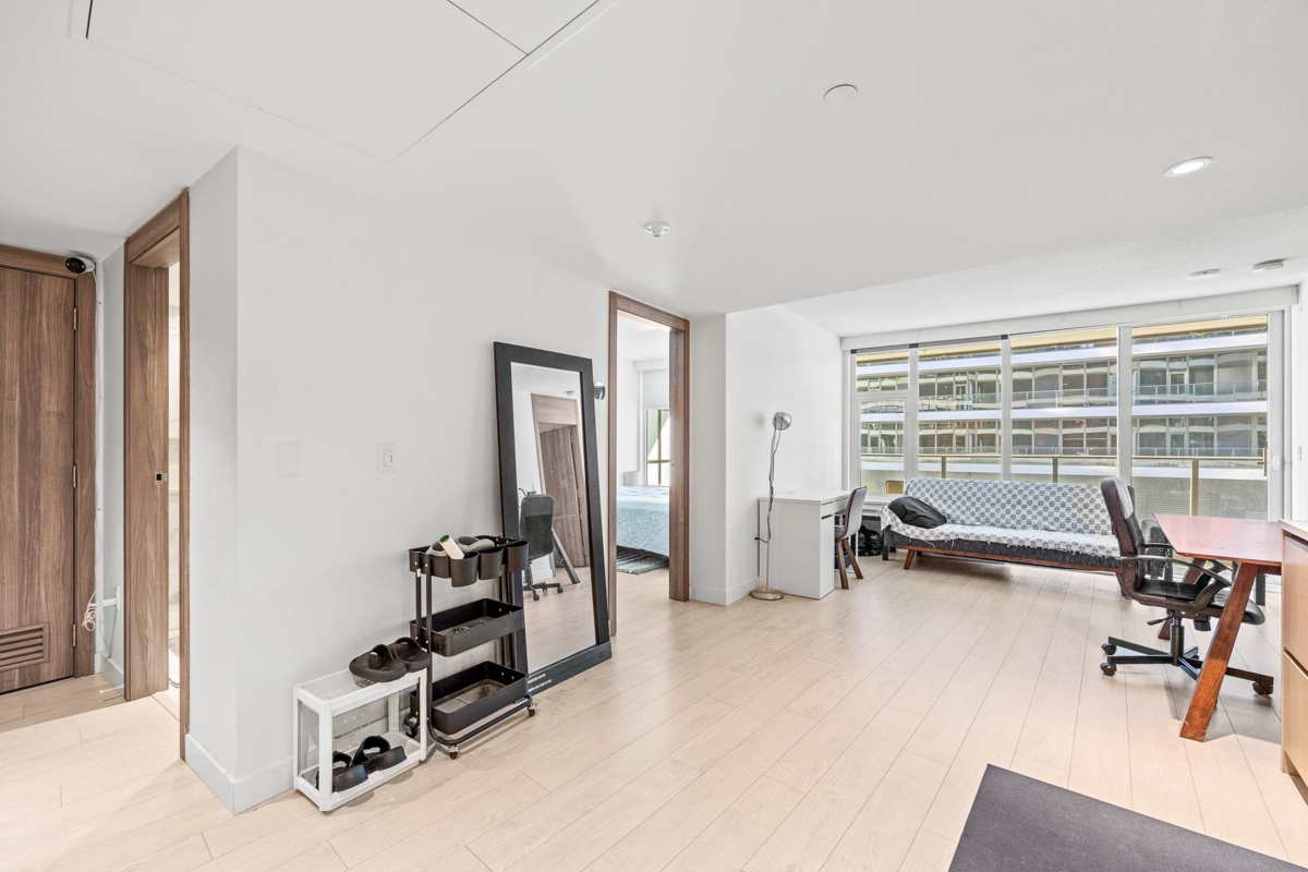 Office / Den Photo of 382 8608 Hazelbridge Way, Richmond, BC