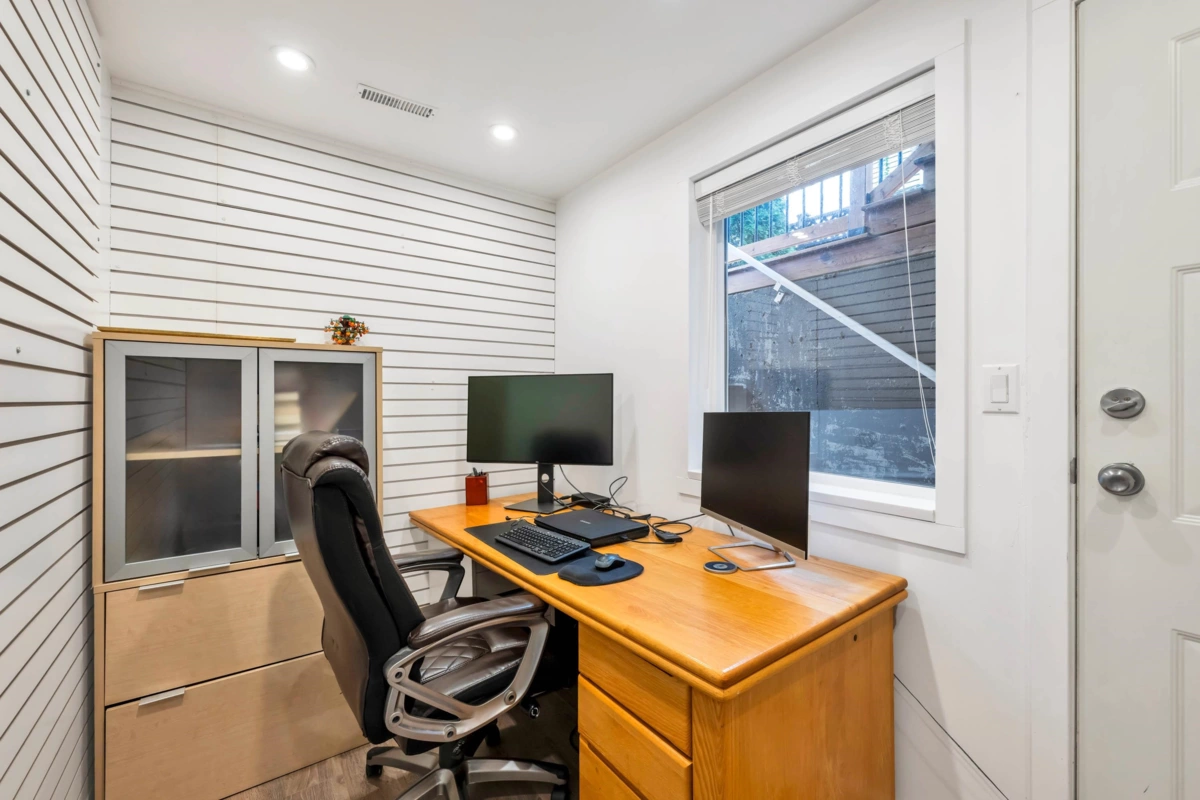 Hot Tub / Spa Photo of 6185 167a Avenue, Surrey, BC