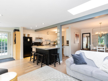 Kitchen Island Photo of 3706 W King Edward Avenue, Vancouver, BC