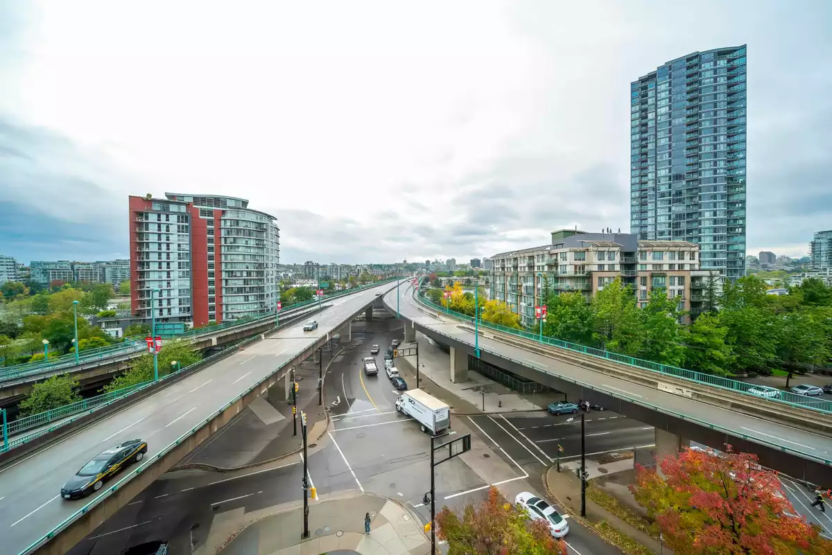 Breakfast Nook Photo of 785 87 Nelson Street, Vancouver, BC