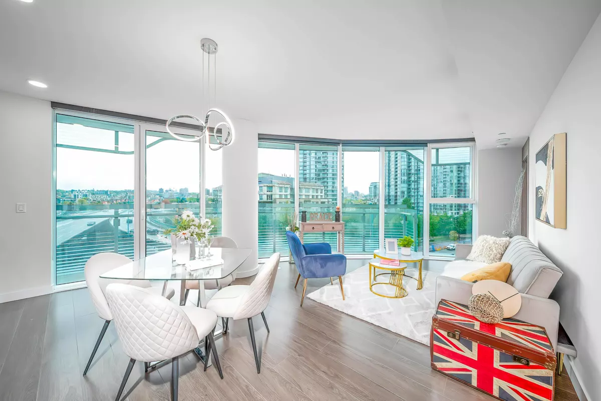 Guest Bathroom Photo of 785 87 Nelson Street, Vancouver, BC