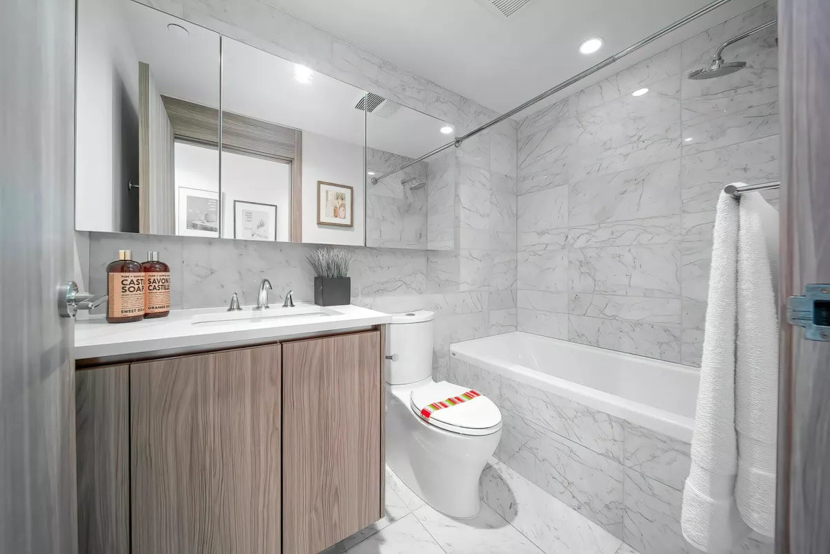 Kitchen Island Photo of 785 87 Nelson Street, Vancouver, BC