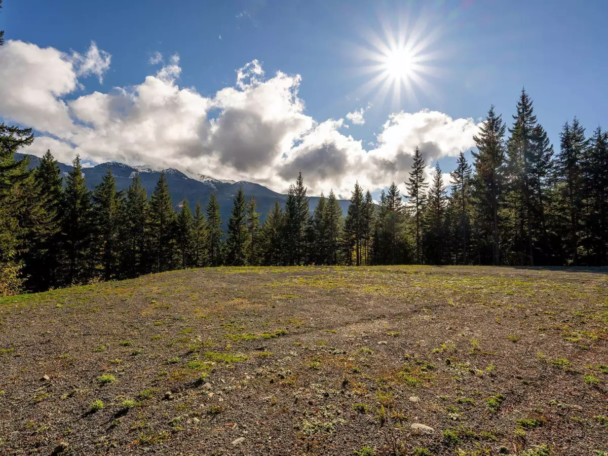 Guest Bathroom Photo of 5408 Stonebridge Drive, Whistler, BC