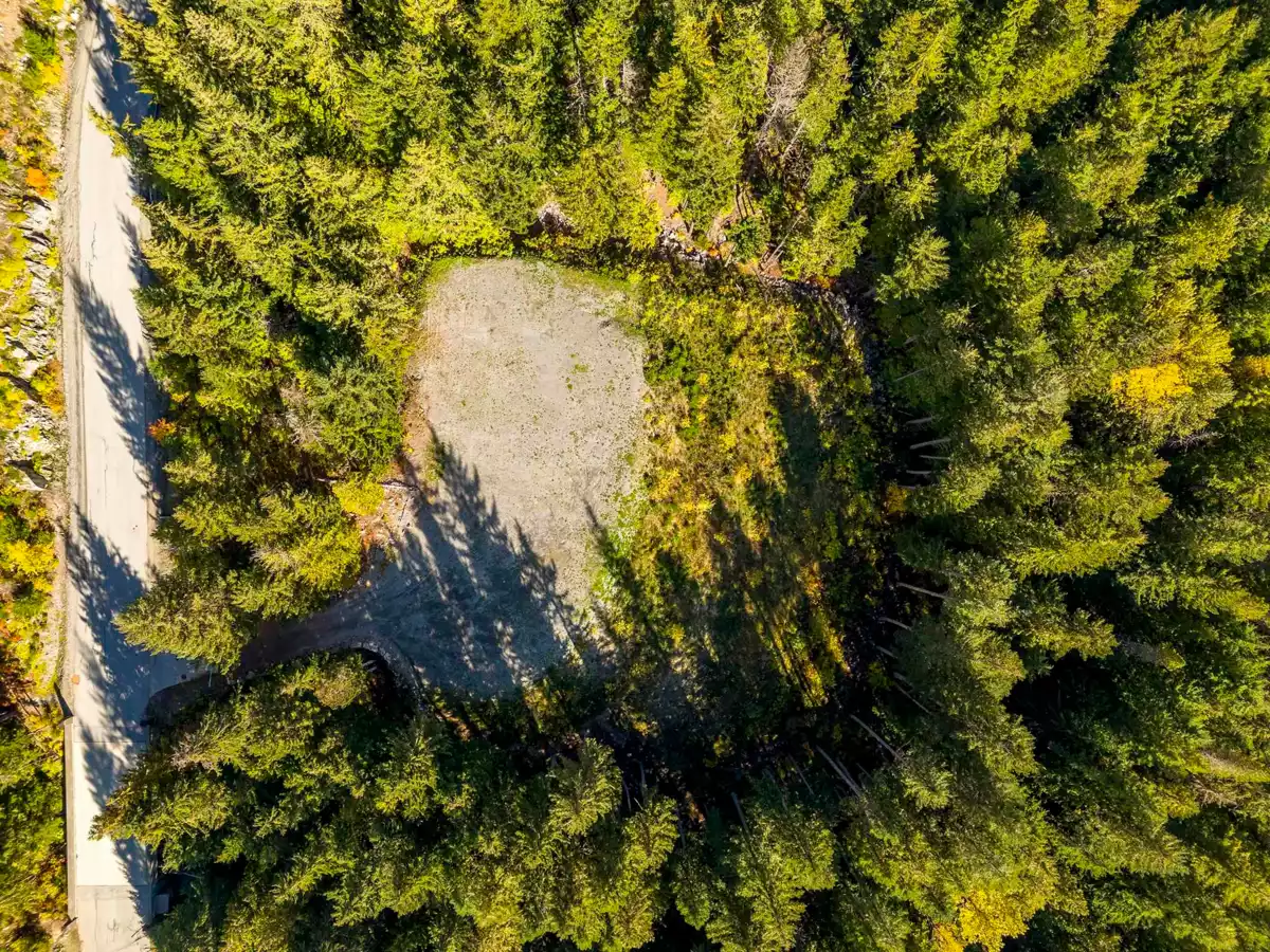 Mudroom Photo of 5408 Stonebridge Drive, Whistler, BC