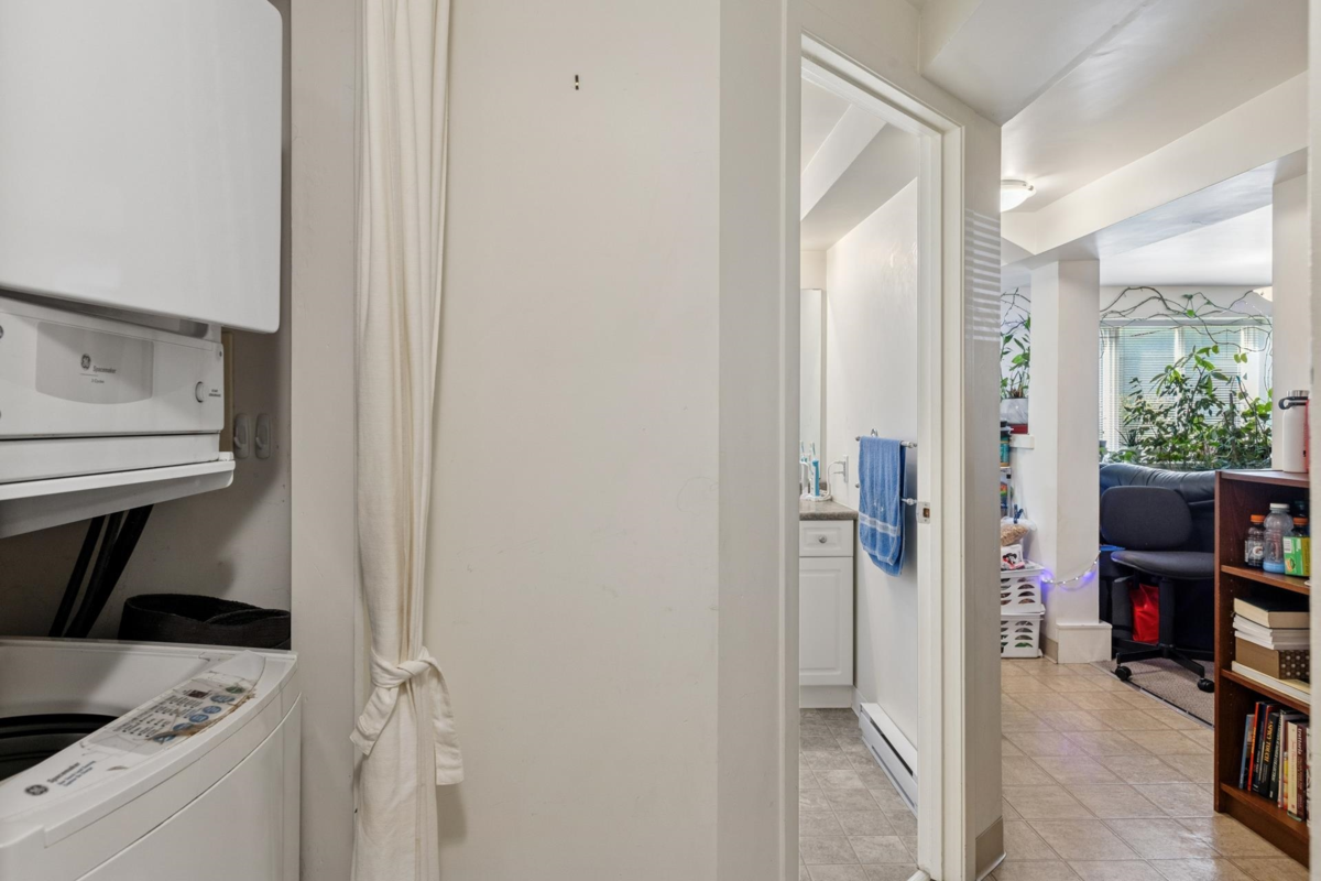 Aerial View of 415 W 26th Street, North Vancouver, BC