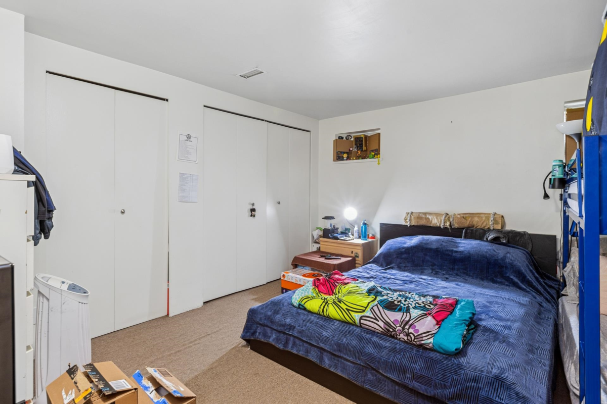 Swimming Pool Photo of 415 W 26th Street, North Vancouver, BC