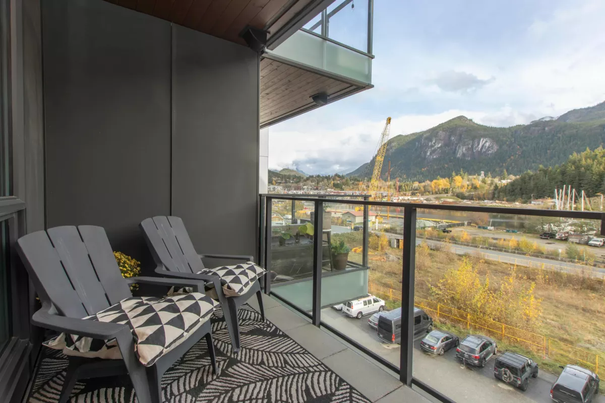 Laundry Room Photo of 508 37881 Cleveland Avenue, Squamish, BC